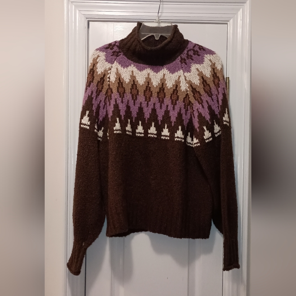 American Eagle Brown Lavender Nordic Style Women's Oversized NWT Small